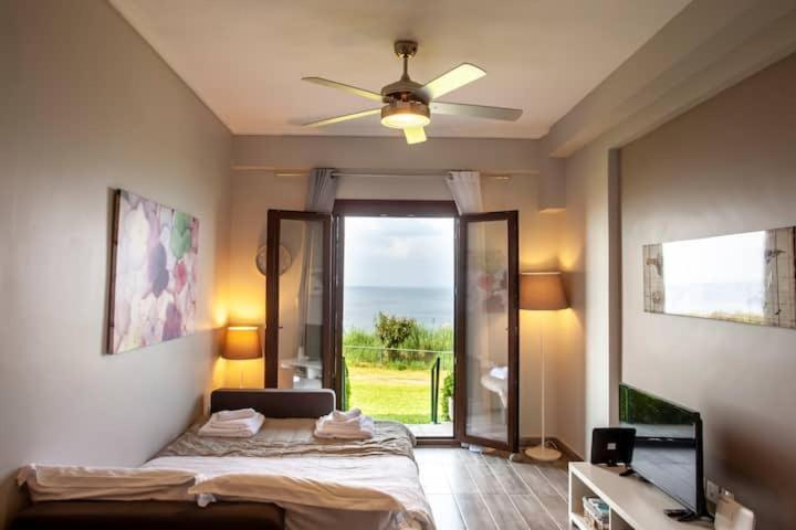 Mola Kaliva Sea View, 100M From The Beach! 외부 사진