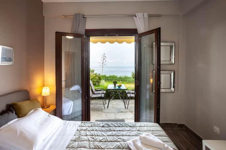 Mola Kaliva Sea View, 100M From The Beach! 객실 사진